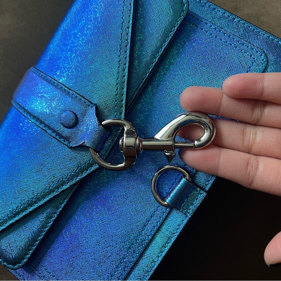 Rare NWOT Rebecca Minkoff Hudson Moto Iridescent Crossbody Shoulder Bag Purse - Picture 3 of 16